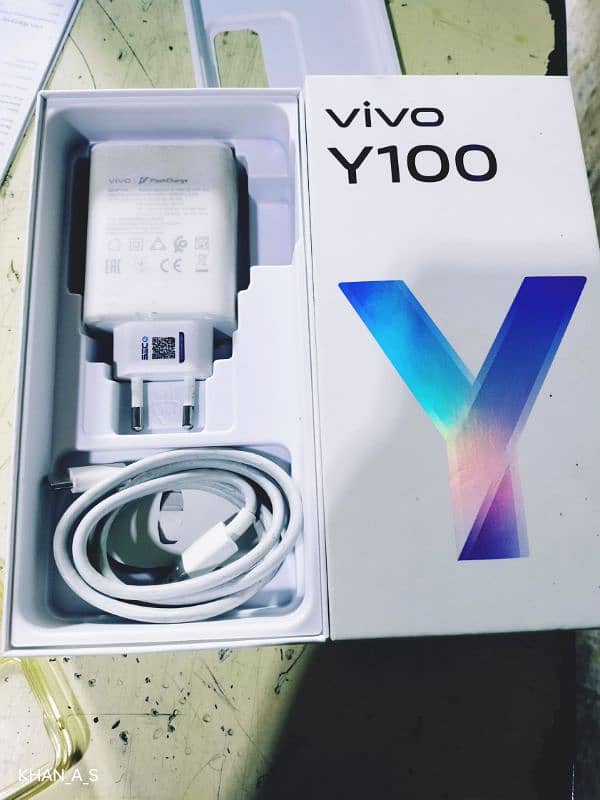 vivo y 100 8+8-256 my what's up number 0307,7847232 4