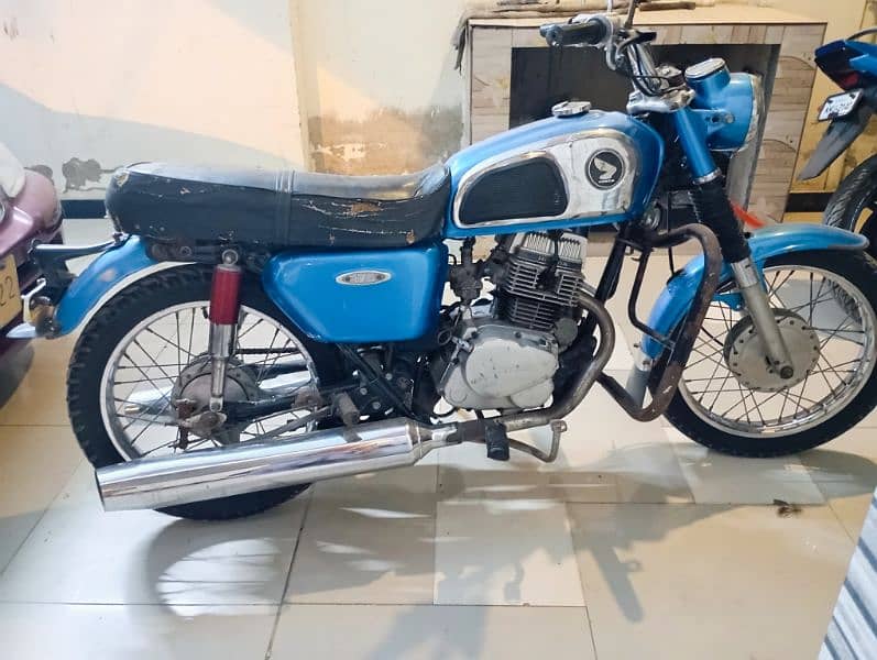 Honda CD 175  1st owner Model 1974 original condition 3