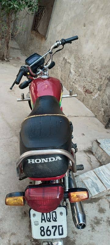 Honda 23model urgent sell/03059828439 5