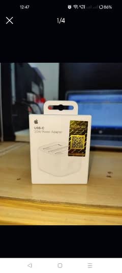 Iphones type c adapter 20W