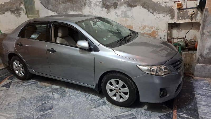 Toyota Corolla GLI 2013 5