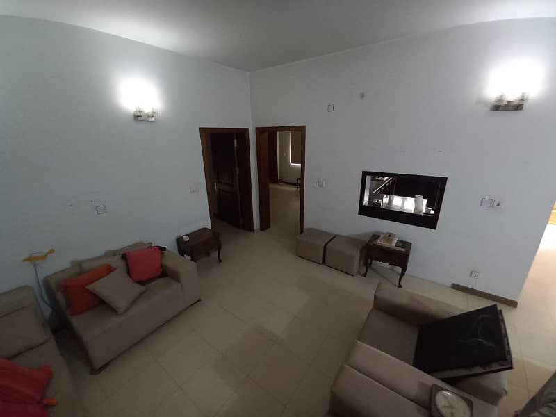 10 Marla Full Basement House For Sale in DHA Phase 5 25