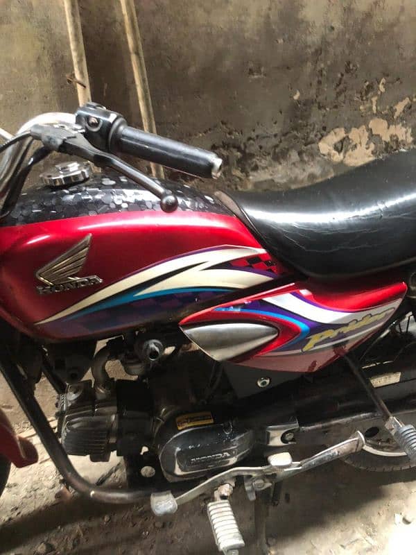 Honda pridor 100cc 2016 7