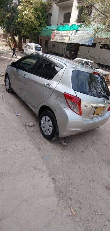 Toyota Vitz 2012 7