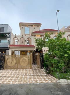 10 MARLA BRAND NEW MODERN DESIGN DOUBLE STORY HOUSE AVAILABLE FOR SALE, IN CITI HOUSING GUJRANWALA