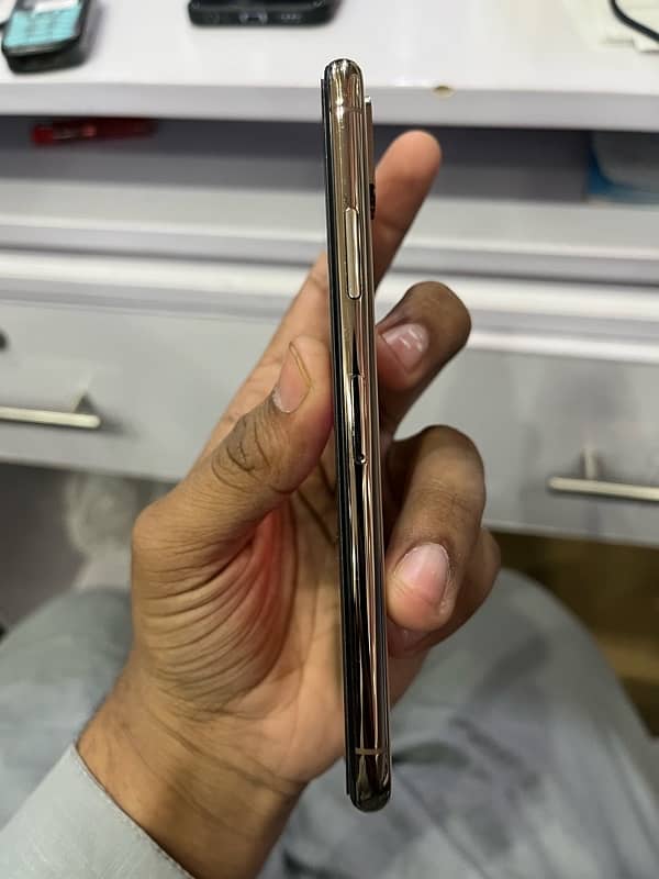 iPhone  xs non pta non active 1