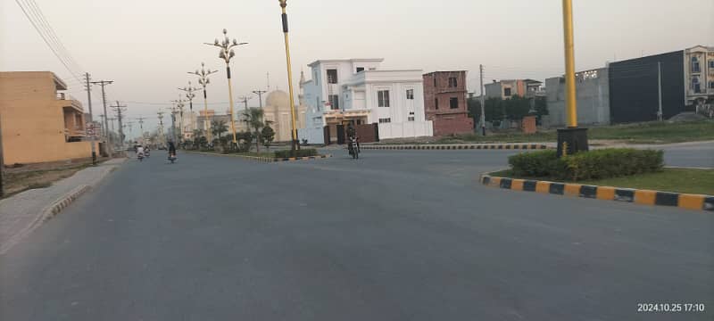 5 Marla Plot No. 825 for sale in P Block Al Rehman Garden Phase 2 1