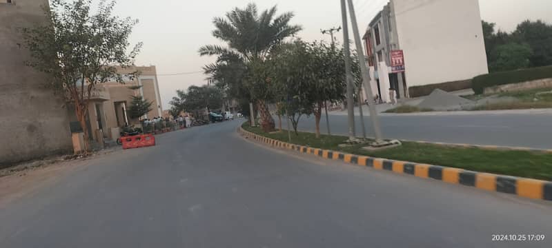 5 Marla Plot No. 825 for sale in P Block Al Rehman Garden Phase 2 2