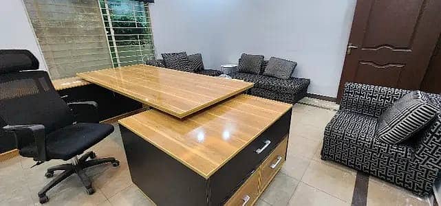 Furniture office available in Johar town 0