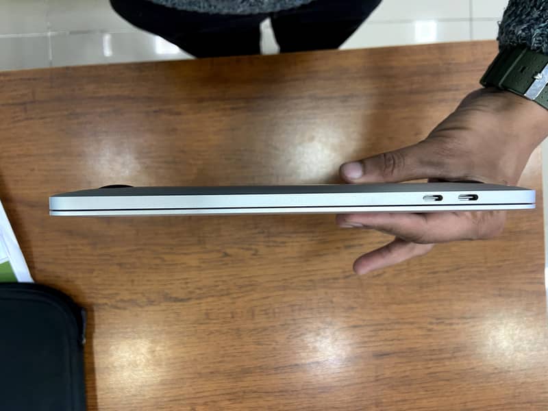 Macbookpro 2019 13" touchbar 3