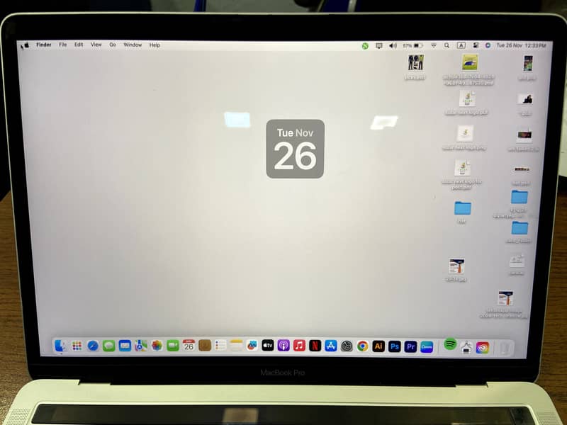 Macbookpro 2019 13" touchbar 6