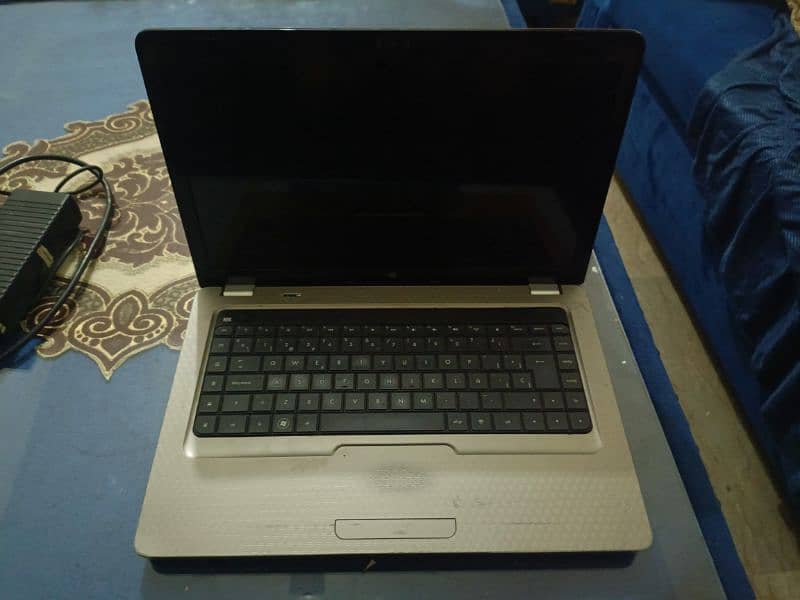 HP core i3m330 4gb ram 250 Ssd 3