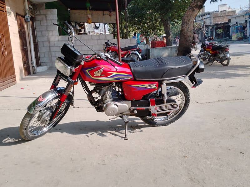 selling honda 125 3