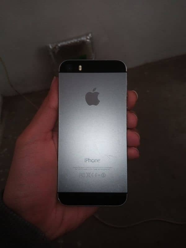 iPhone 5s 16gb PTA approved 0