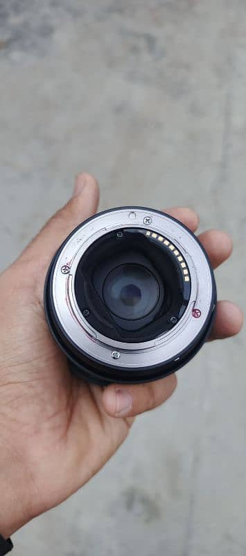 Sony FE 50mm 1.8 lens 7