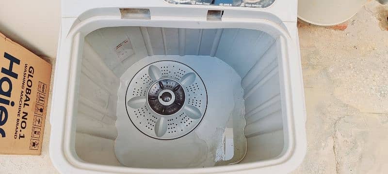 12 k. g Boss washing machine goid condition 4