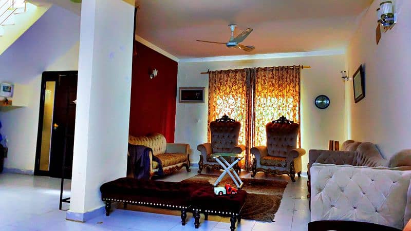 P10 A furnished villa for rent in Bahria town karachi. 4