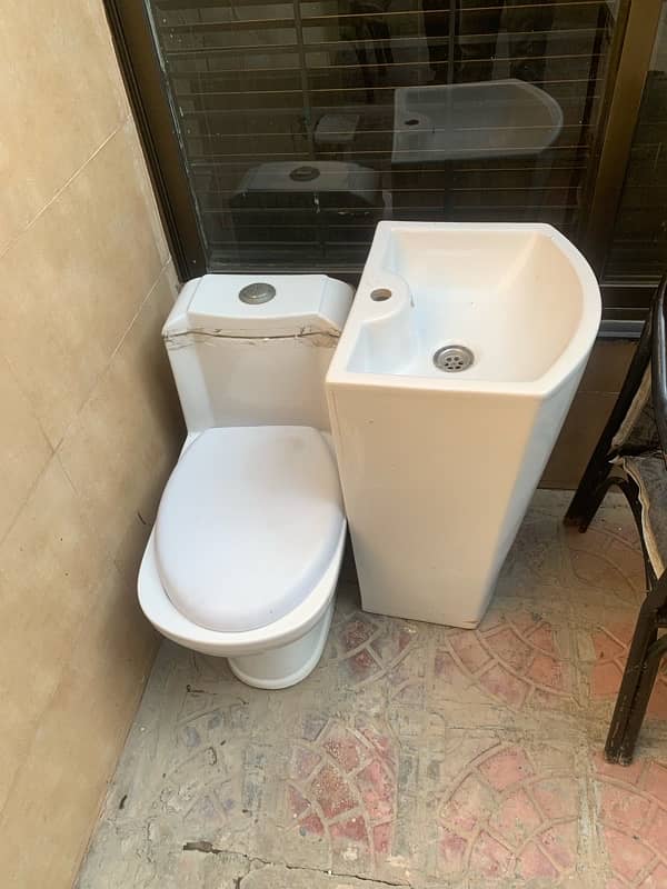 commode and wash basin for sale 1