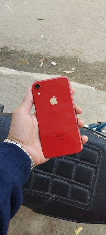 Iphone XR NoN PTA Factory Unlock(Sim Time Available) 0