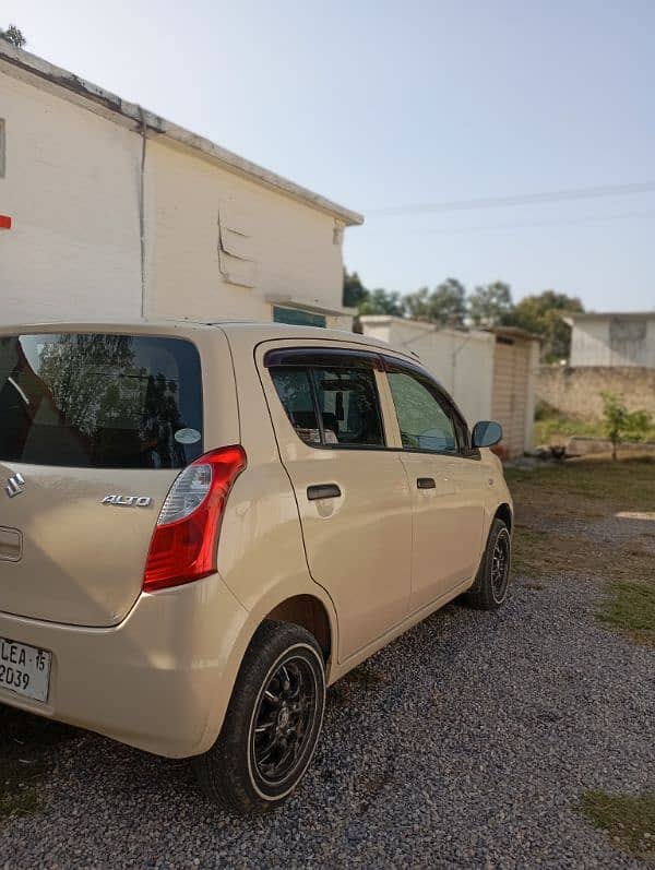 Suzuki Alto 2011 3