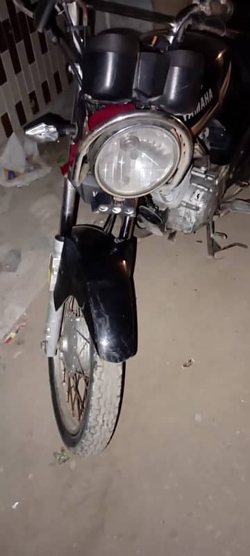 Yamaha YB125Z 1