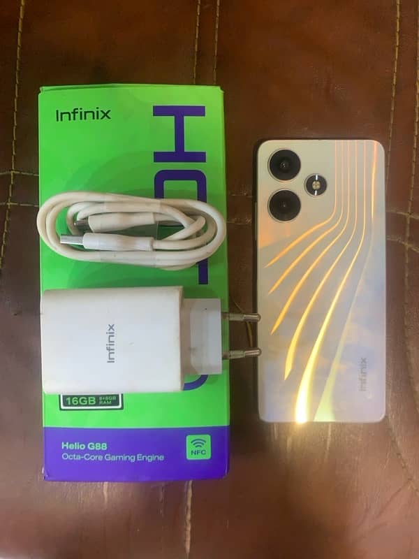 infinx hot 30 128gb 8+8 ram 1