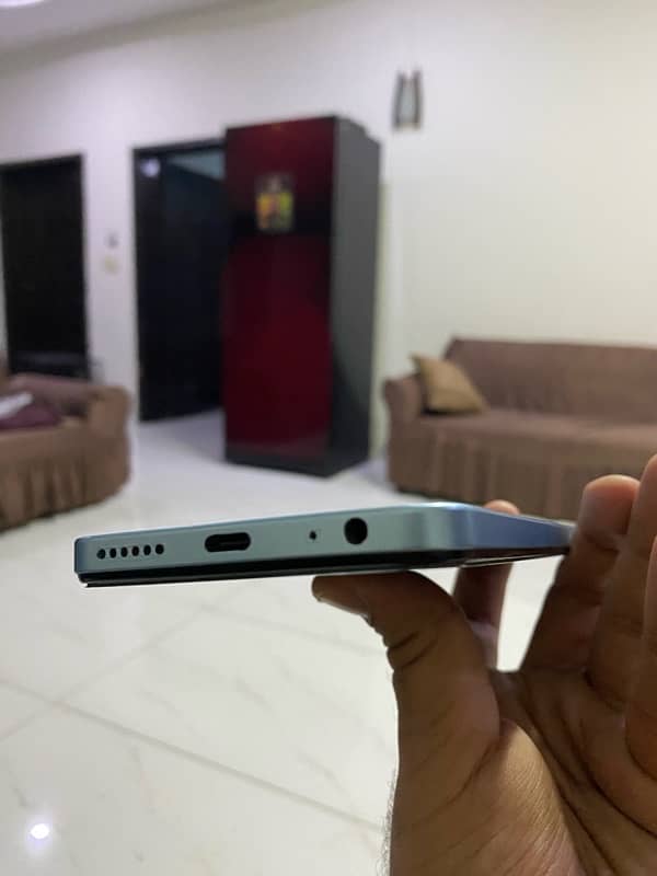 Infinix Smart 8 pro 3