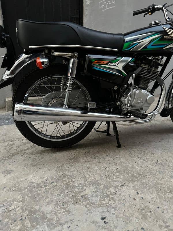 Honda 125 Black colour 23/2024 model for sake 0