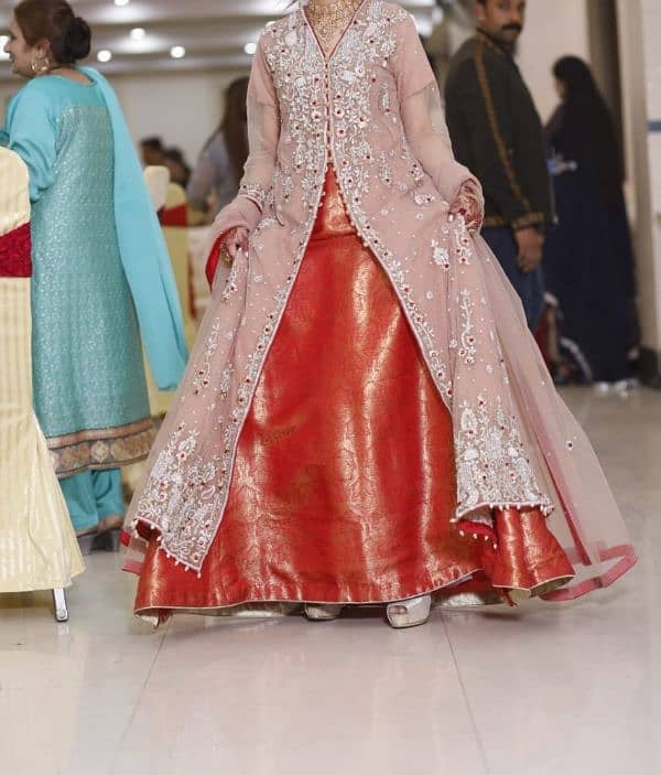 "Stunning Asim Jofa Bridal Lehenga - Elegant Pink & Red Design" 1