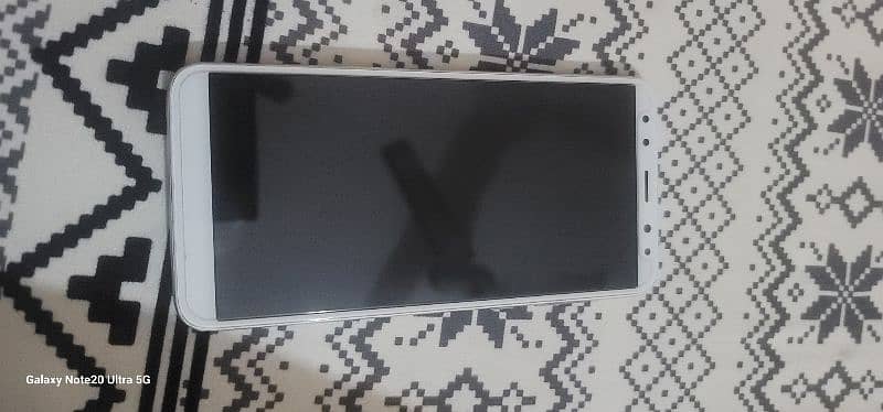 huewai mate 10 lite in 10 by 10 condition 5