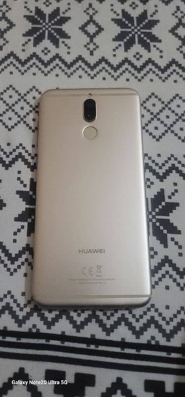 huewai mate 10 lite in 10 by 10 condition 6