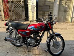 bike bilkul new he is nbr p call plz 0,3,0,1,2,8,0,3,3,9,5