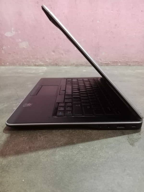 Dell Laptop Core i7 4th Generation 0