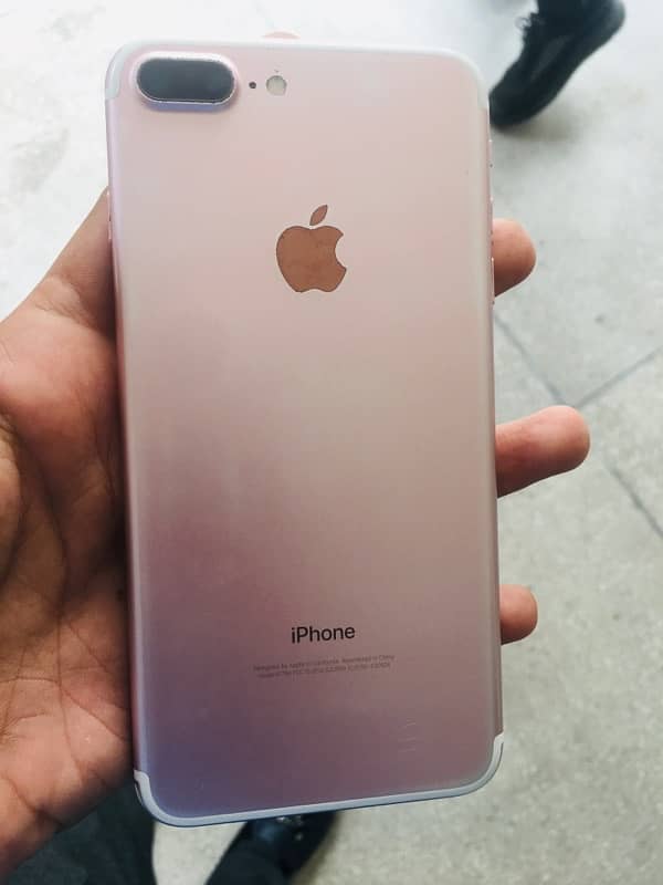 IPhone 7 Plus 32 gb 0