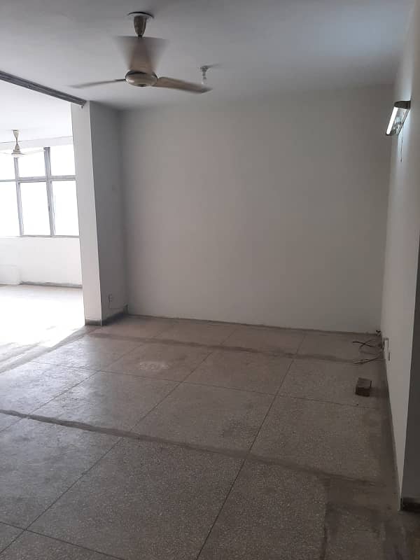 10- Marla House Available For Sale At 1st Floor In Askari-2, Lahore Cantt 3