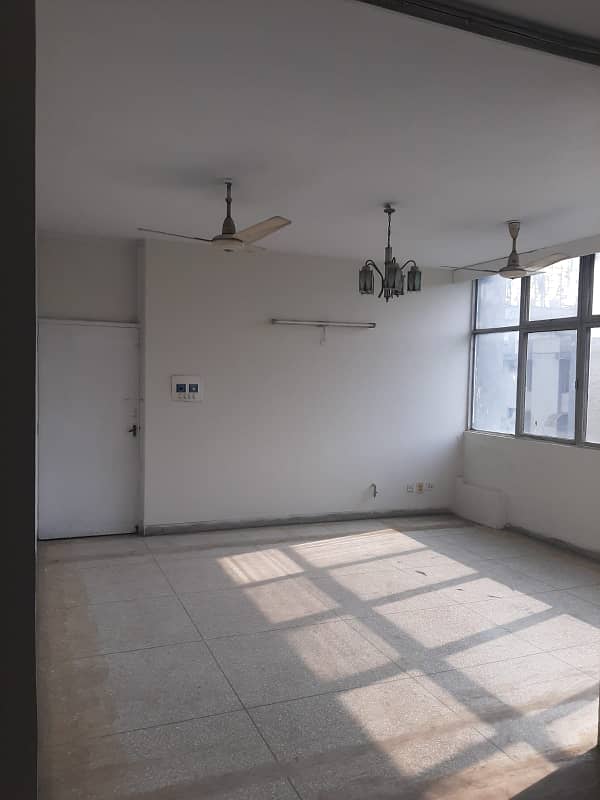 10- Marla House Available For Sale At 1st Floor In Askari-2, Lahore Cantt 4