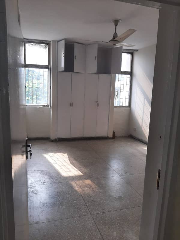 10- Marla House Available For Sale At 1st Floor In Askari-2, Lahore Cantt 6