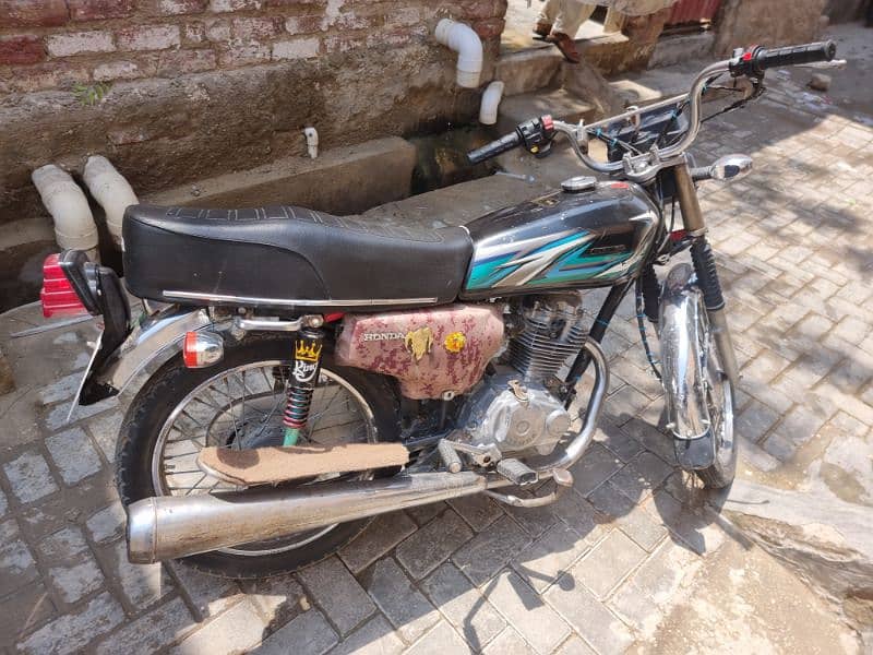 Honda 125 2003 model lahore num for sale 2