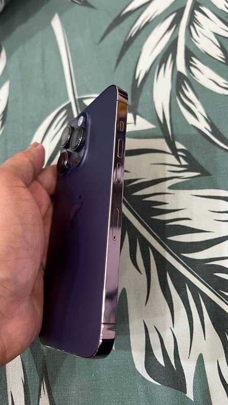 14 PRO 256 GB Purple colour 88% Battery Health 1