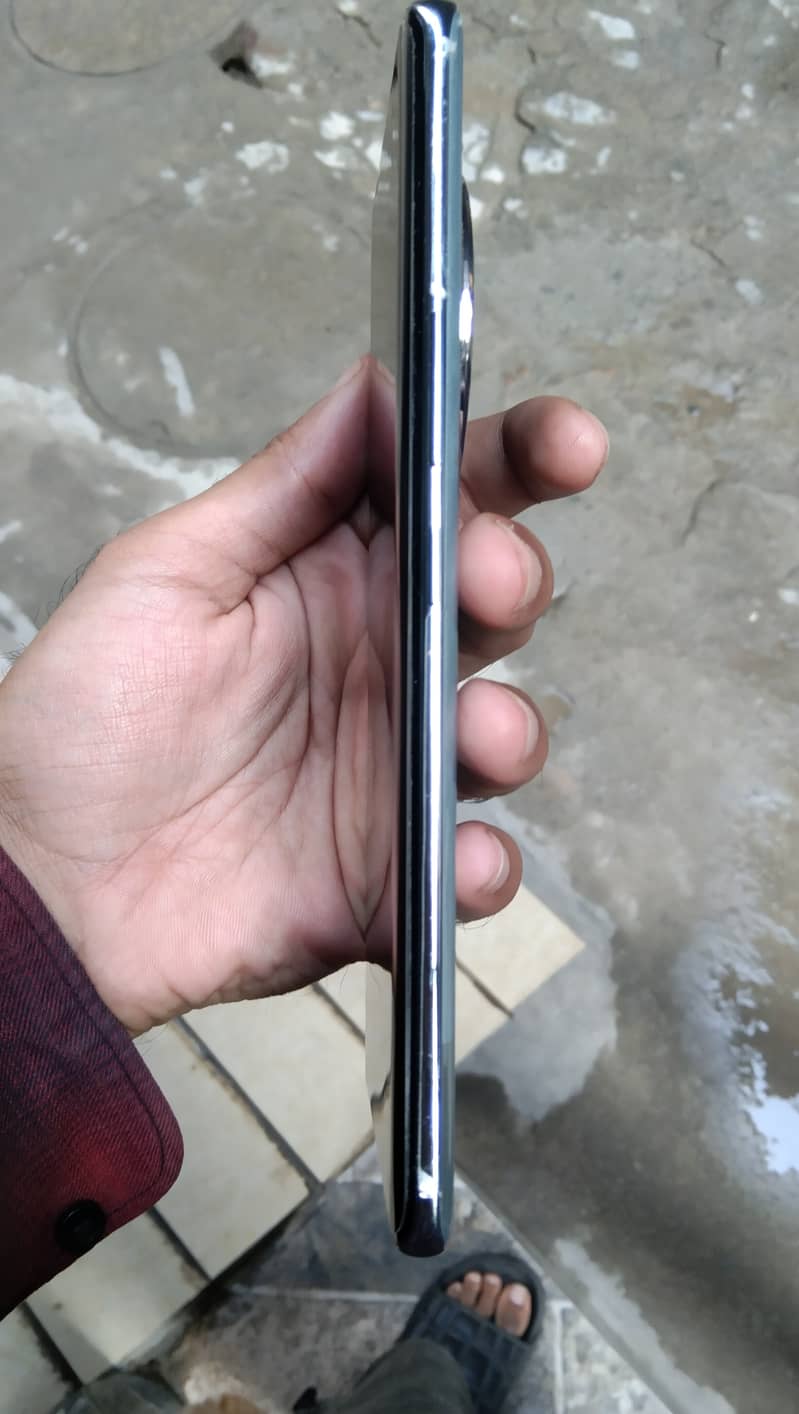 Infinix Zero 40 (just box open) 6