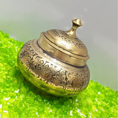 Vintage Brass Pot with Intricate Design and Charming Aged Look 2