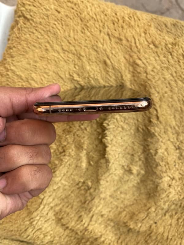 i phone XS Max 64 pta approved 9