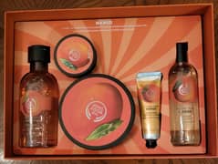 The Body Shop Mango Premium Selection Medium Gift Set