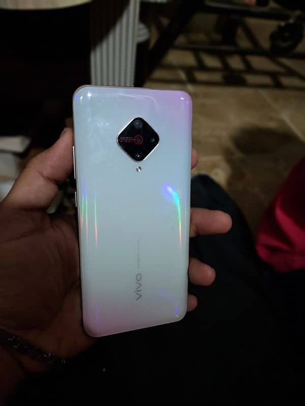 Vivo s1 pro 0