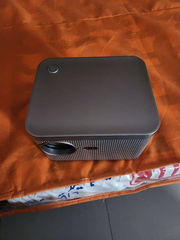 Projector HY 350 1