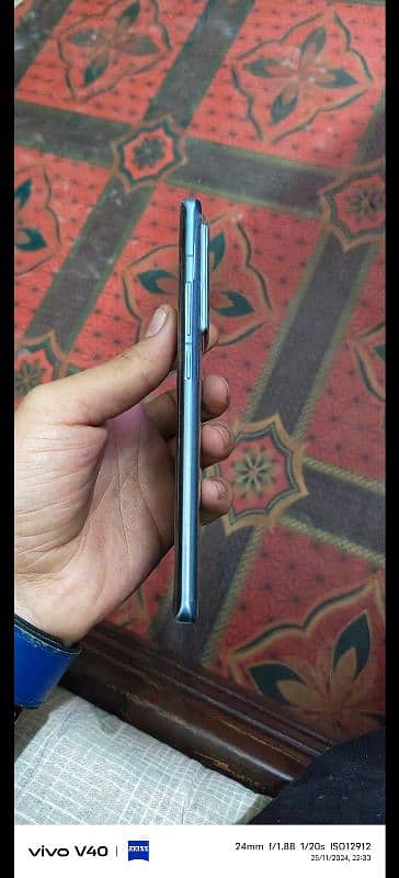 vivo x70 pro 10 by 10 all ok good camera 1