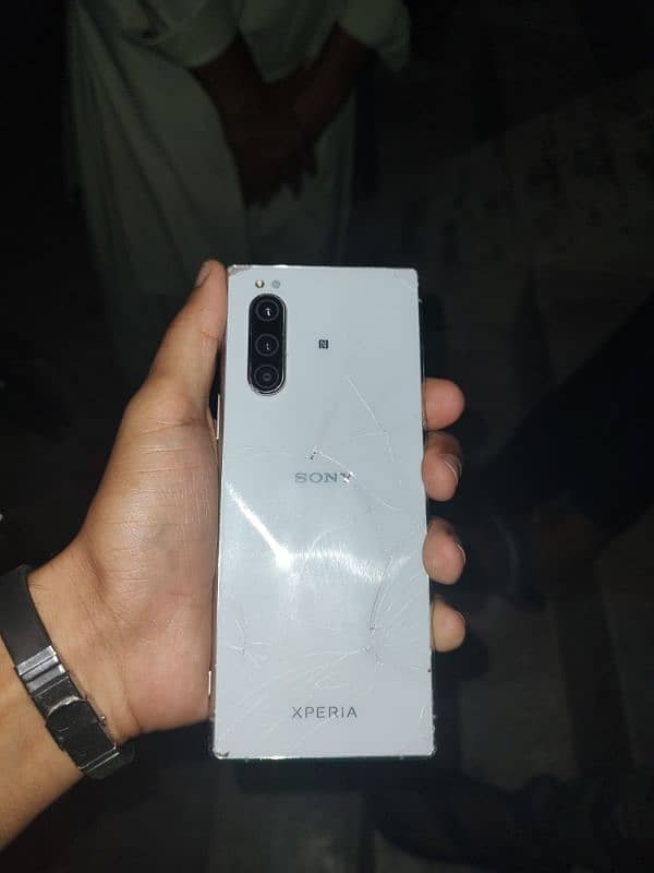 Sony Xperia 5 Gaming phone 1