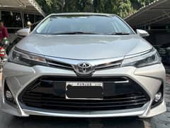 Toyota Corolla Altis Grande X 1.8 black interior 2021