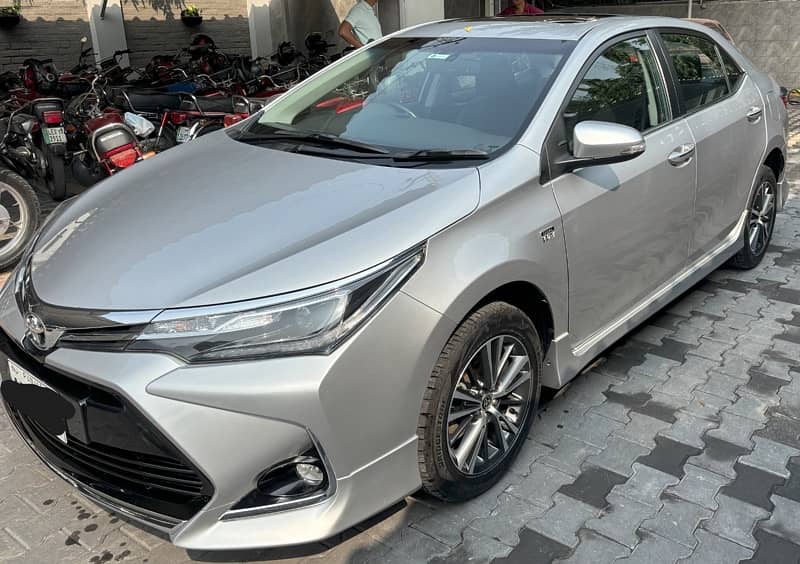 Toyota Corolla Altis Grande X 1.8 black interior 2021 2