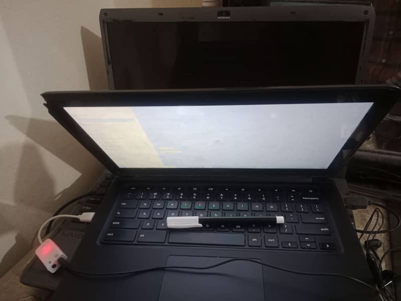 dell chromebook 13 3380 2